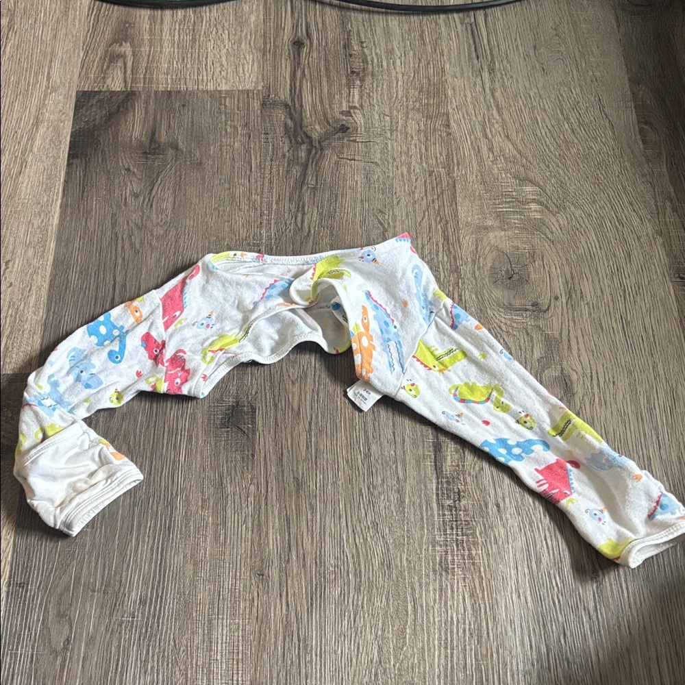 Edenswear Scratchsleeves Flip Mittens for babies/toddlers with eczema.